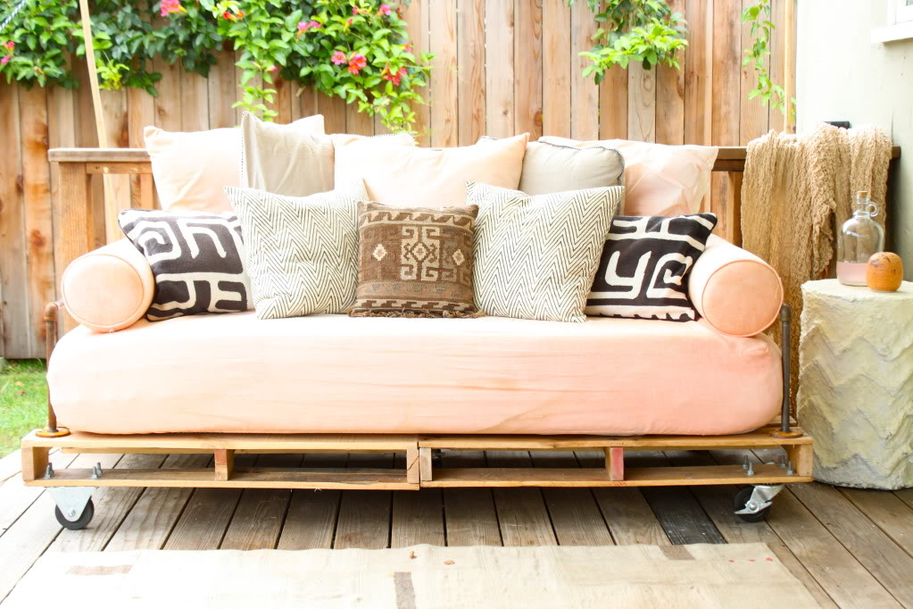 pallet projects daybed
