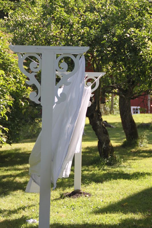 26 Clothesline Ideas To Hang Dry Your