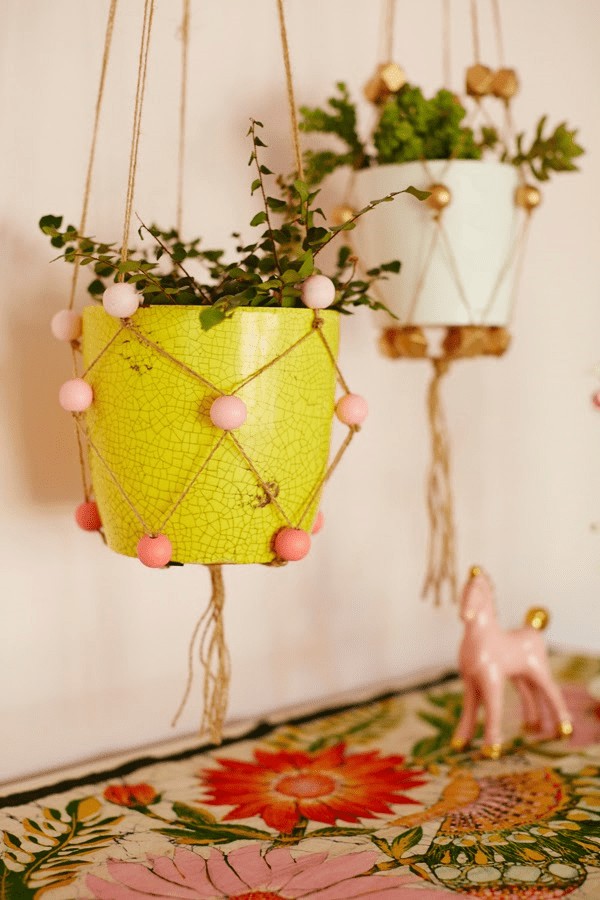 20 Charming DIY Indoor Hanging Planters to Display Your Greenery