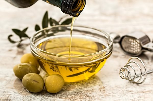 olive oil beauty hack