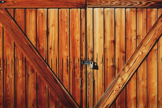 How to Make a DIY Barn Door