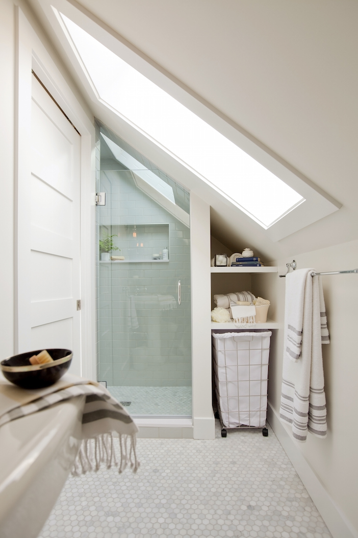 50 Chic and Practical Small Bathroom Ideas