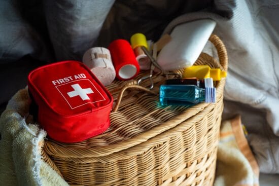 20 Things to Keep in Your Homestead First Aid Kit For Emergencies