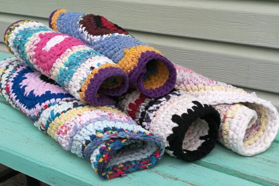 How to Make a DIY Rag Rug from Bedsheets and Fabric Scraps